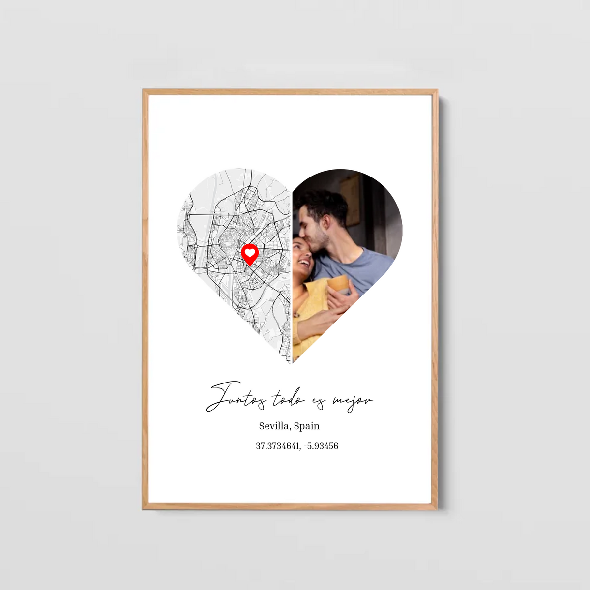 Cuadro personalizado con el mapa del lugar en corazón y una foto de pareja, con las coordenadas de Sevilla