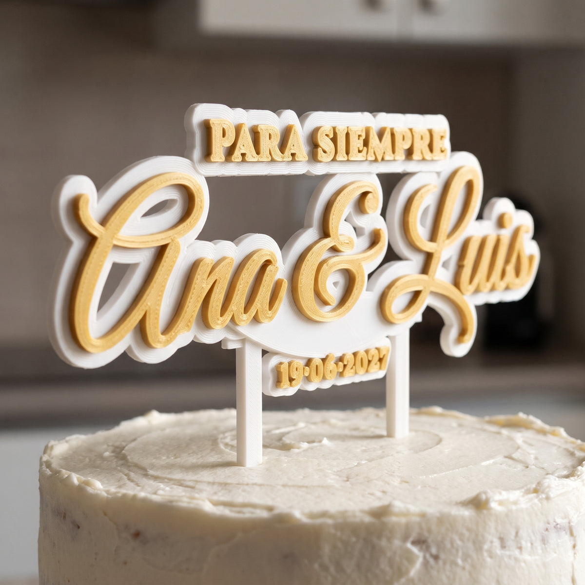 Detalle de las capas del cake topper de boda personalizado impreso en 3D