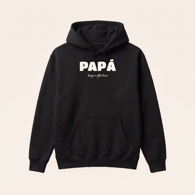 Sudadera con capucha negra personalizada con PAPÁ en letra gorda retro y los nombres de sus hijos, Hugo y Martina, estampado en el pecho