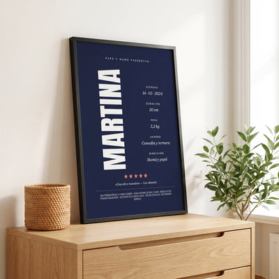Cartaz de cinema do bebé personalizado com o nome e os dados do nascimento