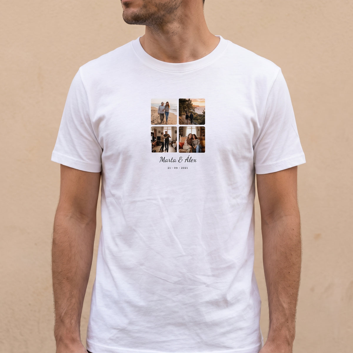 Hombre con la camiseta blanca personalizada con un collage de cuatro fotos, «Contigo» y los nombres Marta & Álex estampado en el pecho