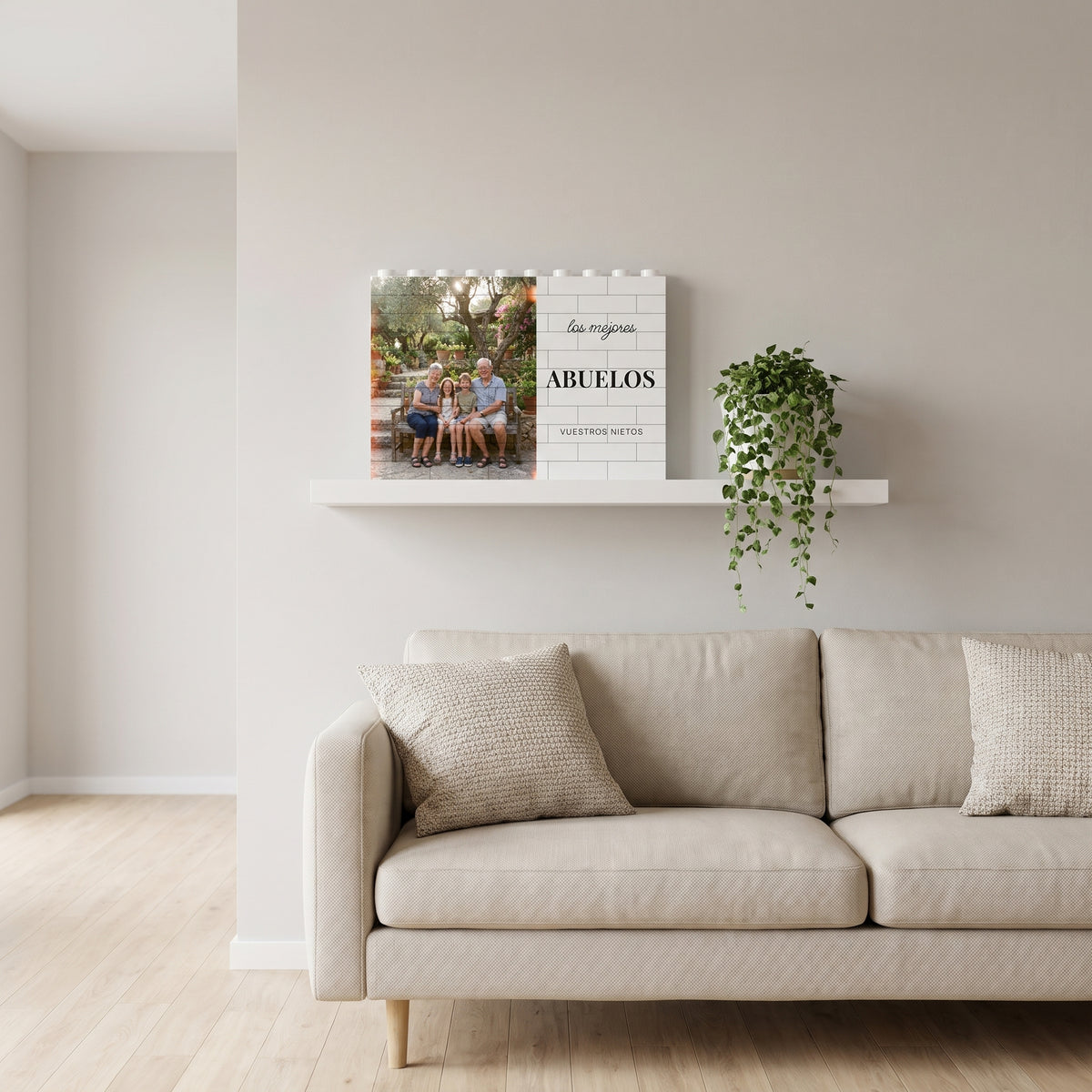 Cuadro de bloques para abuelos con foto, en un salón