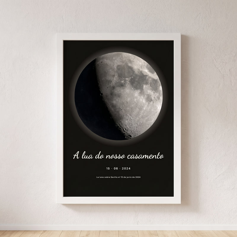 Cuadro fase lunar personalizado de boda con la luna del día de la boda, colgado en una pared clara