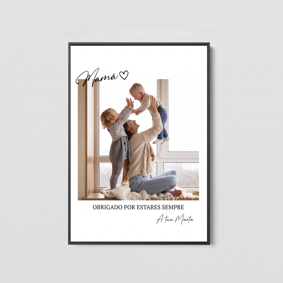 Quadro personalizado de mamá con una foto y la frase gracias por estar siempre, con marco negro