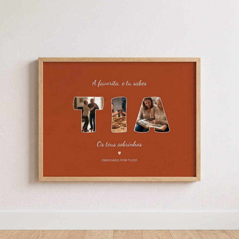 Quadro personalizado para la tita con fotos dentro de las letras, enmarcado y colgado en una pared clara