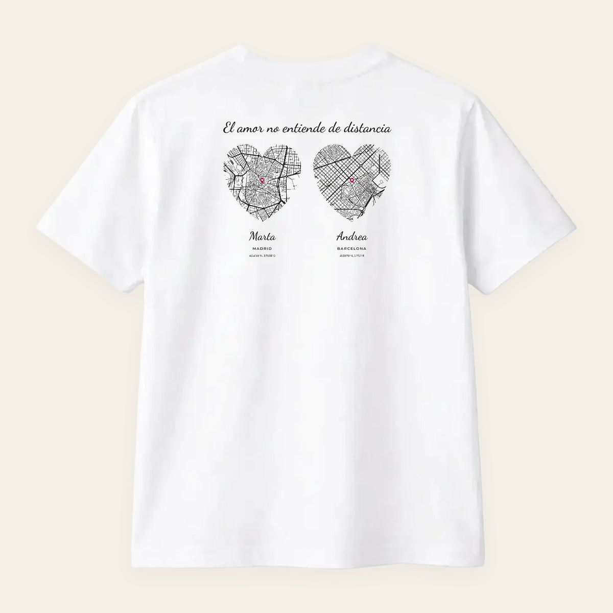 Camiseta blanca personalizada con dos lugares en el mapa, estampado en la espalda
