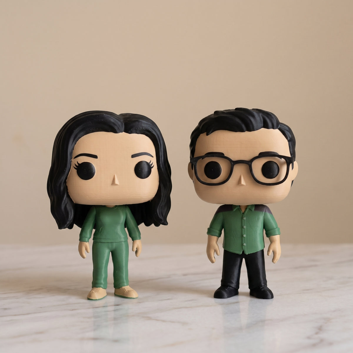 Dos figuras personalizadas juntas, un regalo de pareja