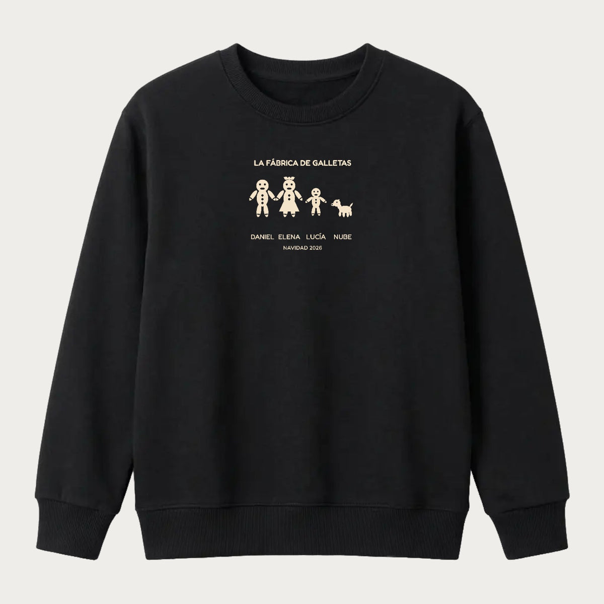 Sudadera negra de Navidad con cuatro galletas de jengibre: dos adultos, un niño y la mascota
