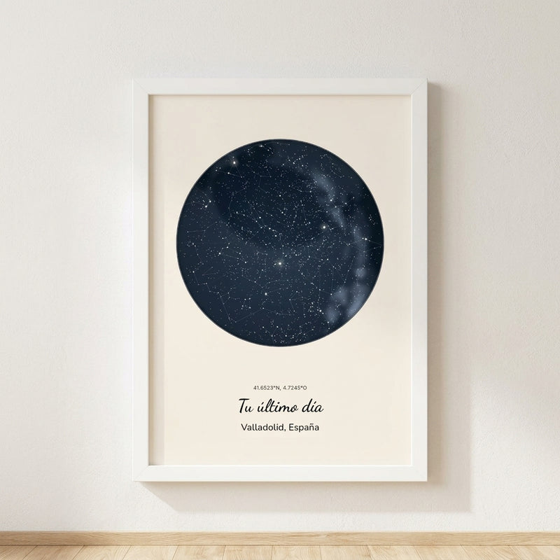 Cuadro mapa estelar personalizado de jubilación con el cielo de su último día de trabajo, colgado en una pared clara