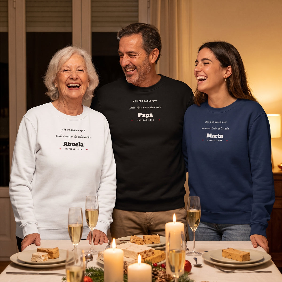 Abuela, padre e hija en la cena de Navidad con sus sudaderas «Más probable que…»: «se duerma en la sobremesa», «pida otra copa de cava» y «se coma todo el turrón»