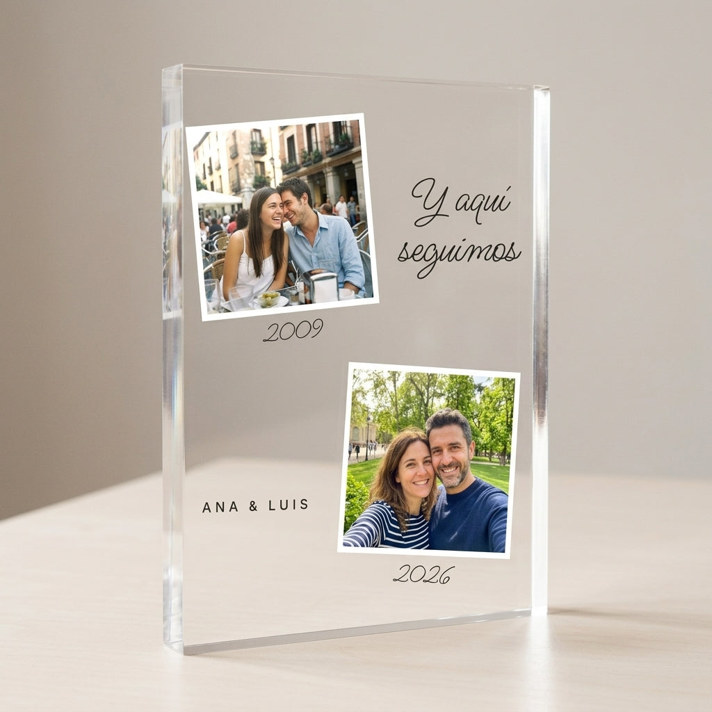 Bloque de metacrilato de 2 cm con dos fotos de la misma pareja separadas por los años