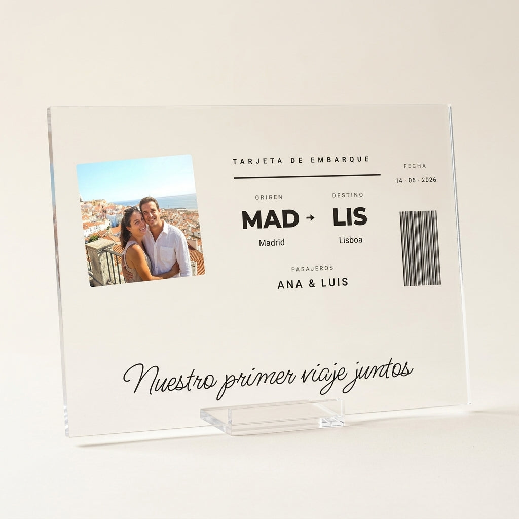 Placa personalizada tarjeta de embarque con foto de pareja, código de barras y la frase «Nuestro primer viaje juntos»