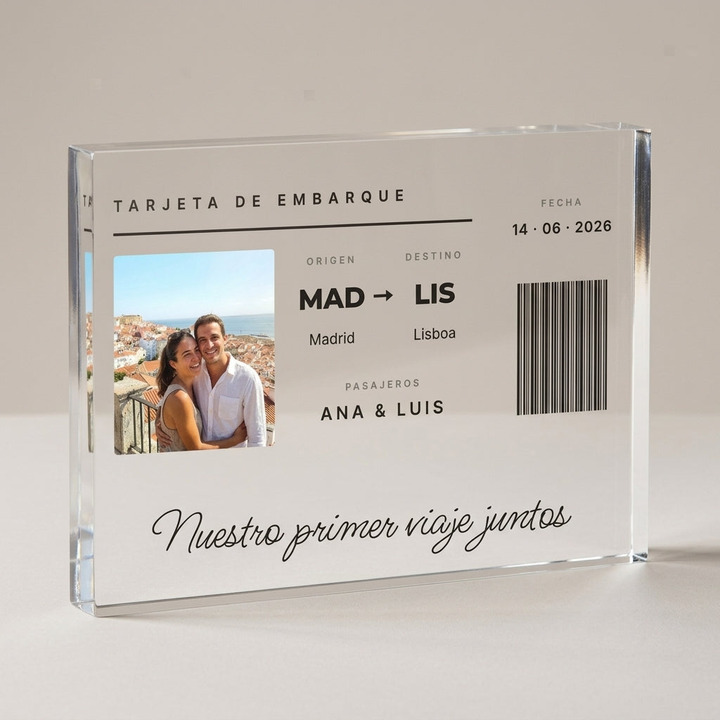 Bloque de metacrilato de 2 cm con la tarjeta de embarque de un viaje en pareja