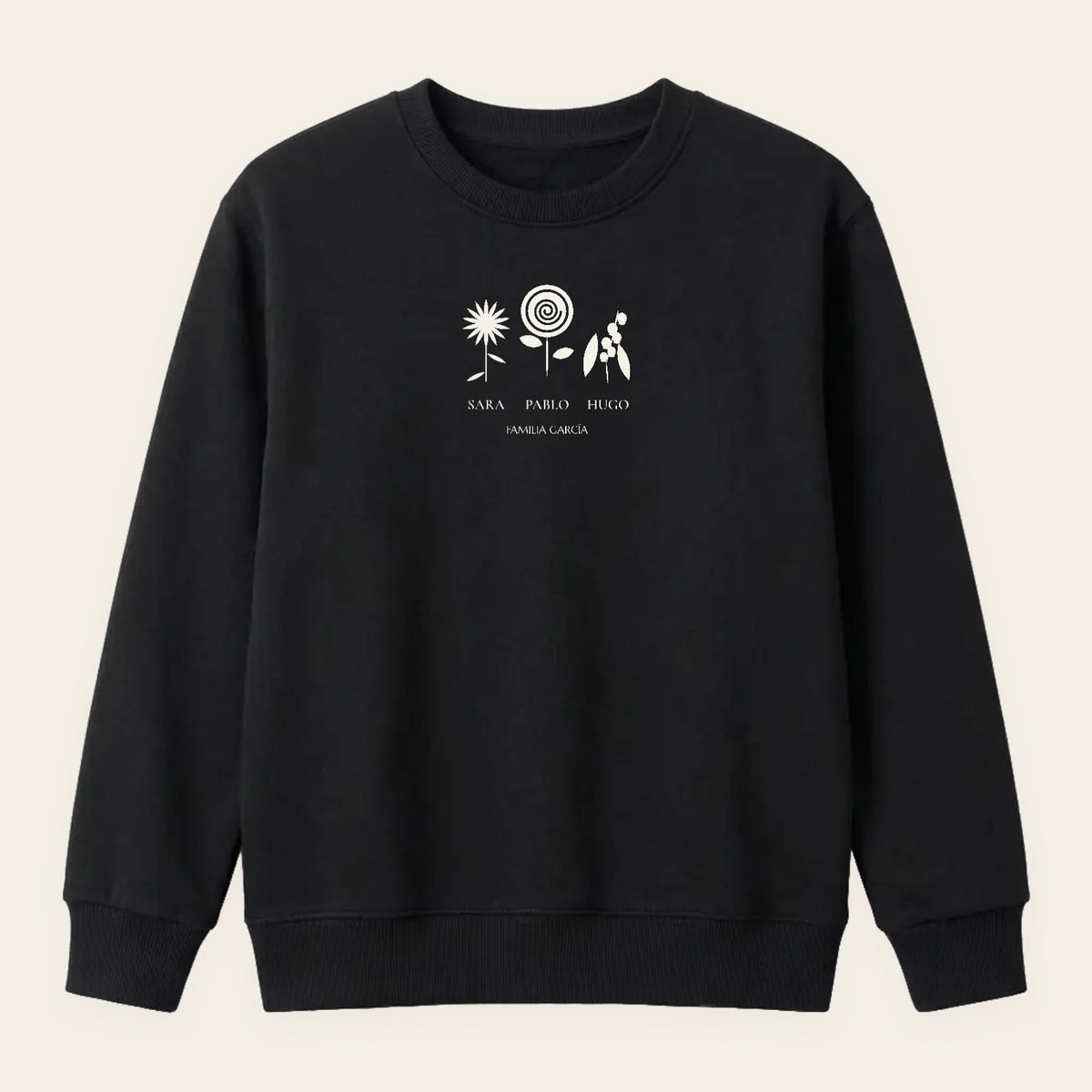 Sudadera negra con el ramo de las flores de nacimiento y los nombres de los tres