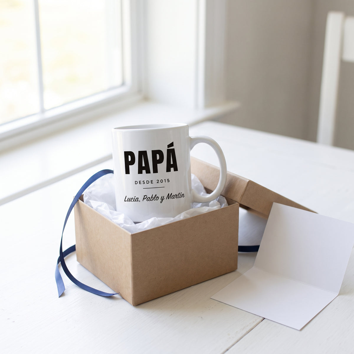 Taza para papá personalizada dentro de una caja de regalo