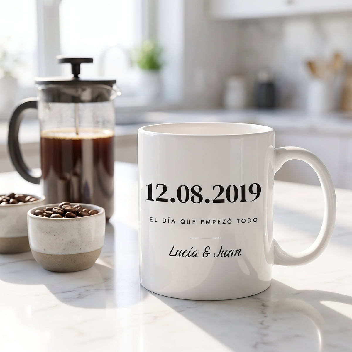 Taza de pareja con la fecha en grande y «el día que empezó todo»